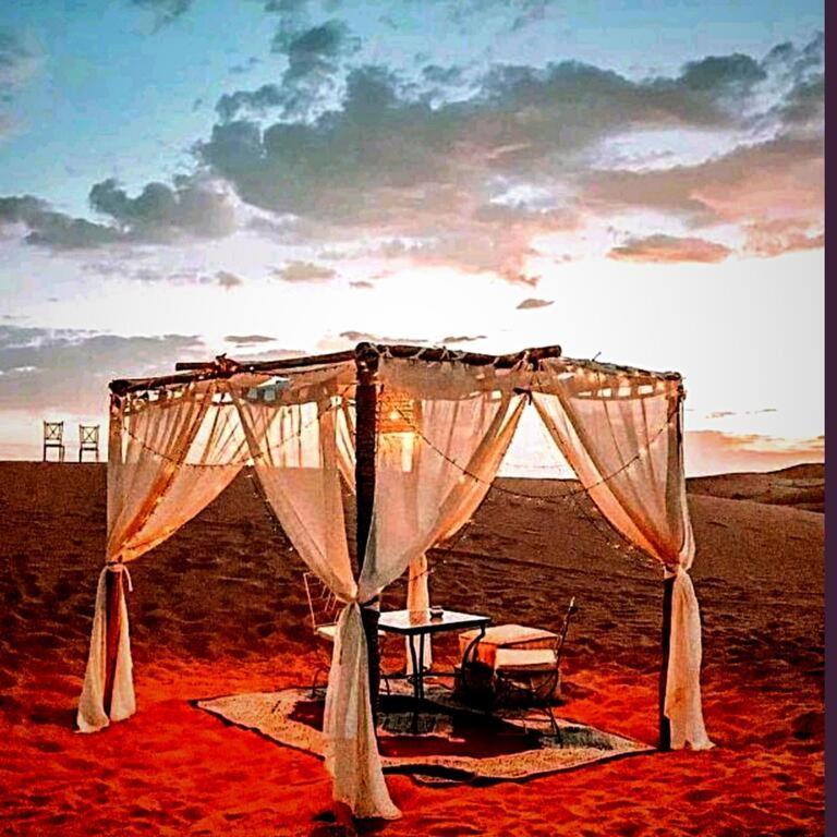 Merzouga Desert Luxury Camp Екстериор снимка
